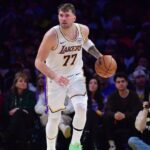 Kings vs Lakers Prediction, Picks & Odds for Tonight’s NBA Game