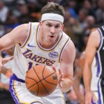 Kings at Lakers odds, picks and predictions