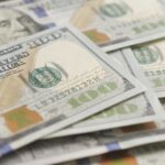 Financial advisor shares key tips to achieve money goals in the New Year