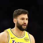 Devin Booker, Mark Williams carry Suns past Pelicans