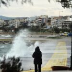 Strong winds sweep northern Greece as colder weather sets in