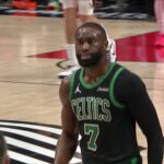 Jaylen Brown extends streak of 30-plus-points to 9 games