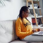 Worried about your finances in 2026? Here are 5 money moves recommended by experts.