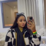 @kellypoupeiii Une sénégalaise       …