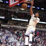 Giannis Antetokounmpo windmill dunk in final seconds of decided game leads to scuffle with Bulls