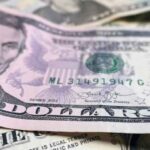 Financial experts advise tackling holiday debt early as new year begins