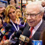 Some Warren Buffett wisdom on his last day leading Berkshire Hathaway