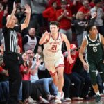 Nebraska off to another perfect start with narrow win over Michigan State