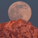 January stargazing: A supermoon, asteroid, and one very large planet