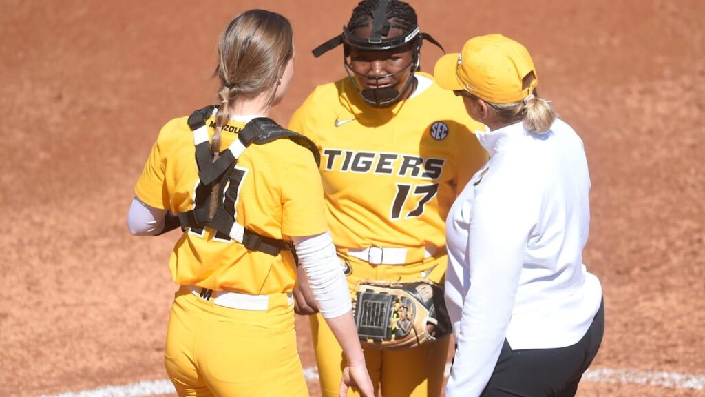 Mizzou Softball Drops 2 Games to Begin Shriners Invitational