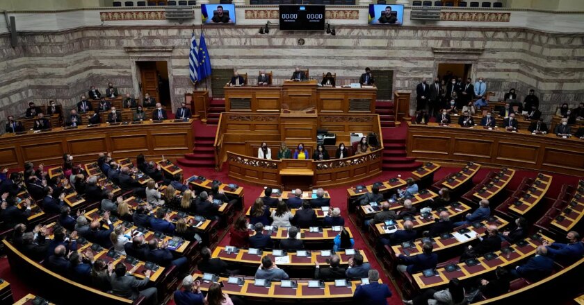 Five Greek government officials resign over EU farming subsidy fraud allegations
