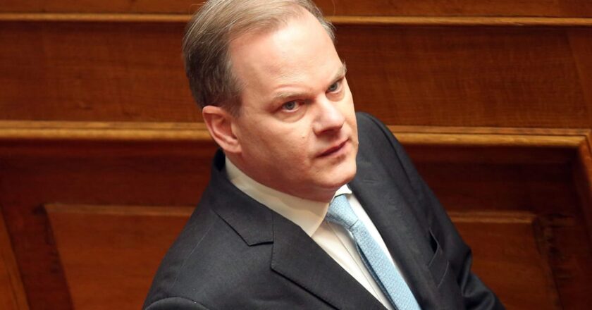 Greek parliament votes to probe former minister over rail crash – POLITICO