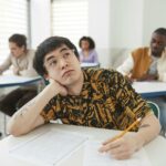 Non-Brits Struggle With These 28 UK School Science Questions: Test Yourself