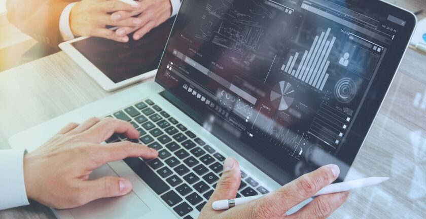 Open Text (NasdaqGS:OTEX) Valuation Check As Preliminary Q3 Revenue And CEO Transition Take Shape