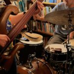 Jazz benefits show filled Ginkgo Bookshop with music and community spirit – The Cavalier Daily
