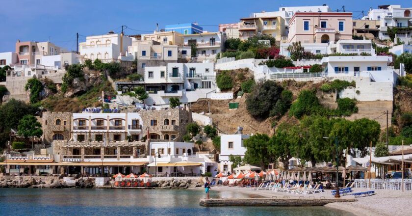 Worry as Turks buy property and ‘golden visas’