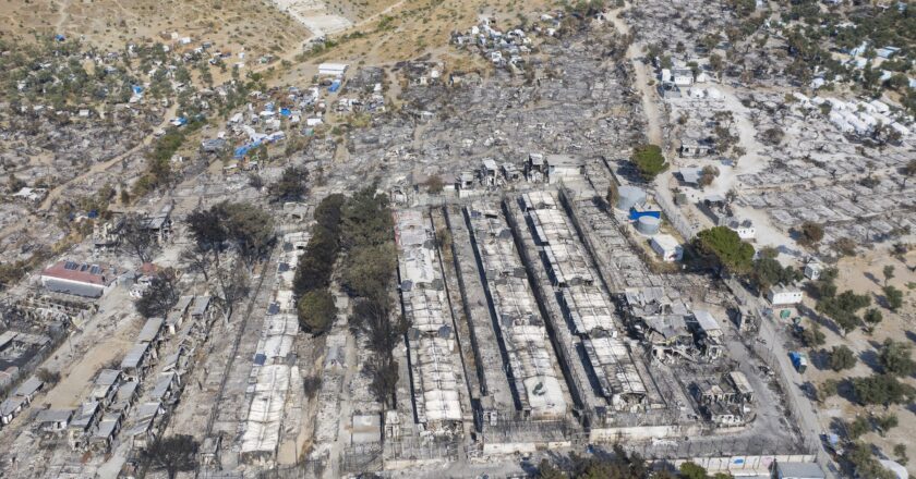 Greek government accuses migrants of ‘burning’ Moria camp