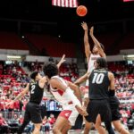 Wells and Coward team up during All Star Weekend – The Daily Evergreen