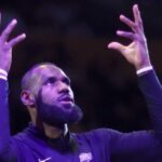 LeBron’s Farewell Tour Economics Open Door to Cavaliers Return