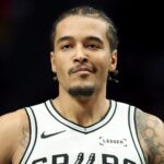 Knicks Sign Jeremy Sochan as Rookie of the Year Reacts