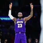 Lakers Could Lose LeBron to Farewell Tour Bidding War