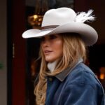 Jennifer Lopez is the ultimate inspiration for barrel leg jeans