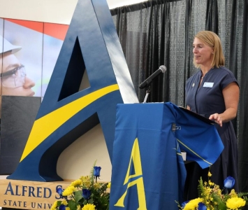 Assistant Dean of Applied Technology Jennifer Noble named a Data Science for Education Fellow