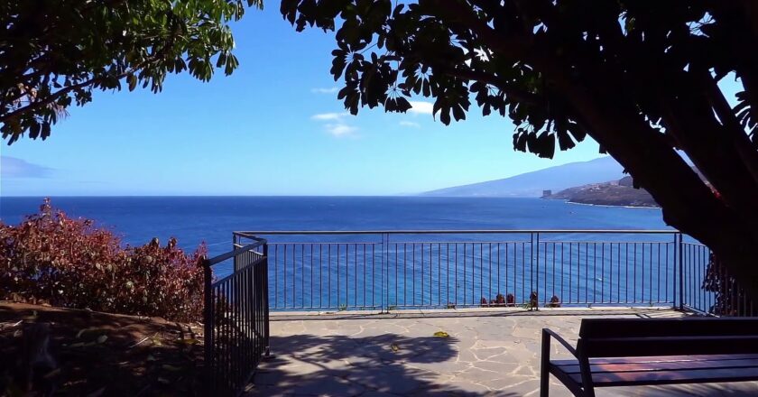 Amazing Greek Islands   Relaxing music   Magnificent Greek Sunsets