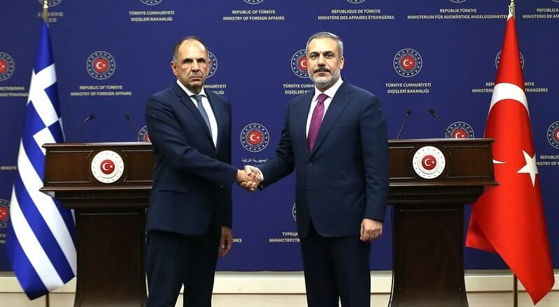 Greek Foreign Minister Rebukes Turkish FM Fidan’s “Cheap Politics” Accusation