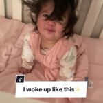 @aprendiendoconcielo Mommy thought it was funny to catch my bed head           i…