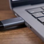 How to Use Almost Any Computer Without Leaving a Trace