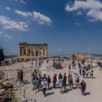 Tourists Reroute Holidays to Greece as Gulf Tourism Slumps Greek City Times