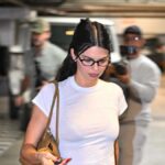 Kendall Jenner and Other Fashion Girls Are Wearing These Shoes With Barrel Jeans