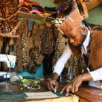 Young designers incorporate Obom into modern fashion designs in Cameroon-Xinhua