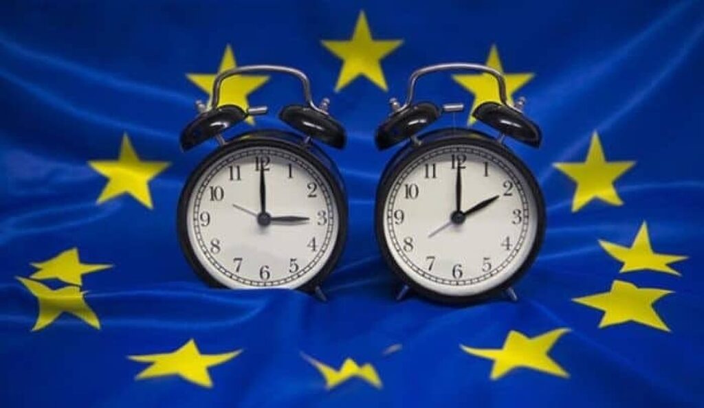 Clocks go forward one hour in Greece this Sunday as daylight saving time begins Greek City Times