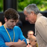 Apple Plans to Open Up Siri to Rival AI Assistants in iOS 27 Update