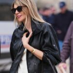 5 Ways to Style Jeans With Heels in 2026