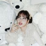 Lisa’s 29th Birthday Look Is a Teddy Bear Fashion Fantasy