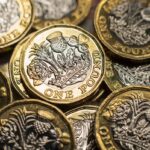 Sterling falls amid weak GDP and Middle East uncertainty