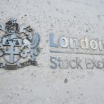 Oil prices surge further and markets slump as Middle East war intensifies