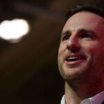 What Is That Mysterious Metallic Device US Chief Design Officer Joe Gebbia Is Using?