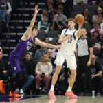 Maxime Raynaud continues to climb the NBA rookie rankings