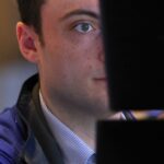 Scott Galloway wants the stock market to crash. Gen Z is already betting like it will