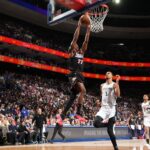 Star rookie VJ Edgecombe left Tuesday’s game early