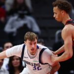 Hawks down Mavericks to grab NBA’s longest active winning streak