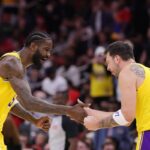 Deandre Ayton ‘110 percent’ bought in with the Lakers after looking in the mirror