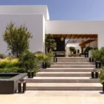 Hilton’s LXR brand lands in Greece with Santorini hotel