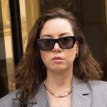 Aubrey Plaza Suits Up for Paris Fashion Week With a Slouchy Set