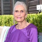 Daphne Selfe, World’s Oldest Working Fashion Model, Dies at 97