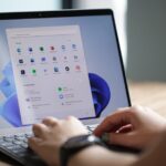 Windows 11 is finally getting a movable taskbar